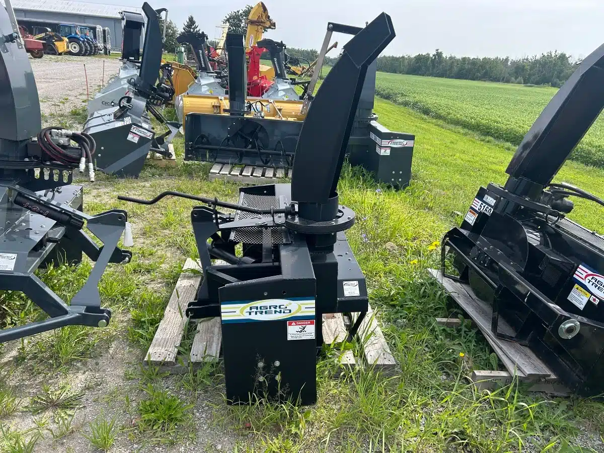 Photo de la Galerie 2 pour 2022 Agro Trend 5160 Souffleur à neige