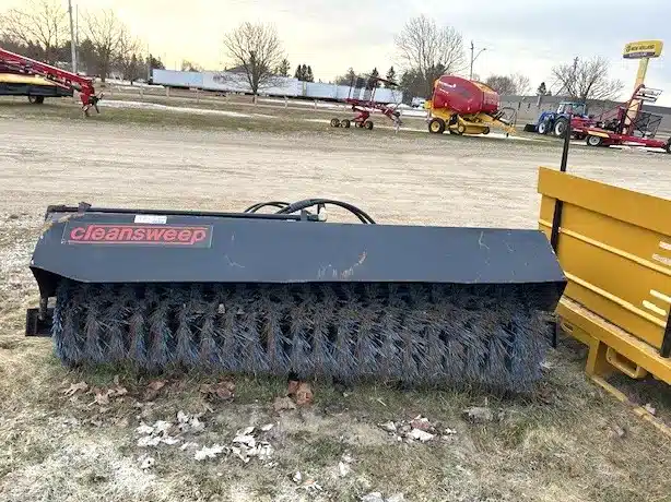 Gallery image 1 for Used 2003 AMH84 Tractor