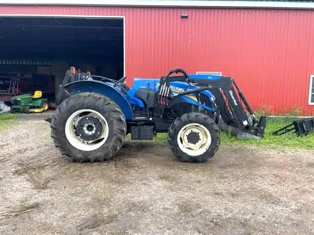 Gallery image 2 for Used 2021 New Holland WORKMASTER 95 Tractor Loader