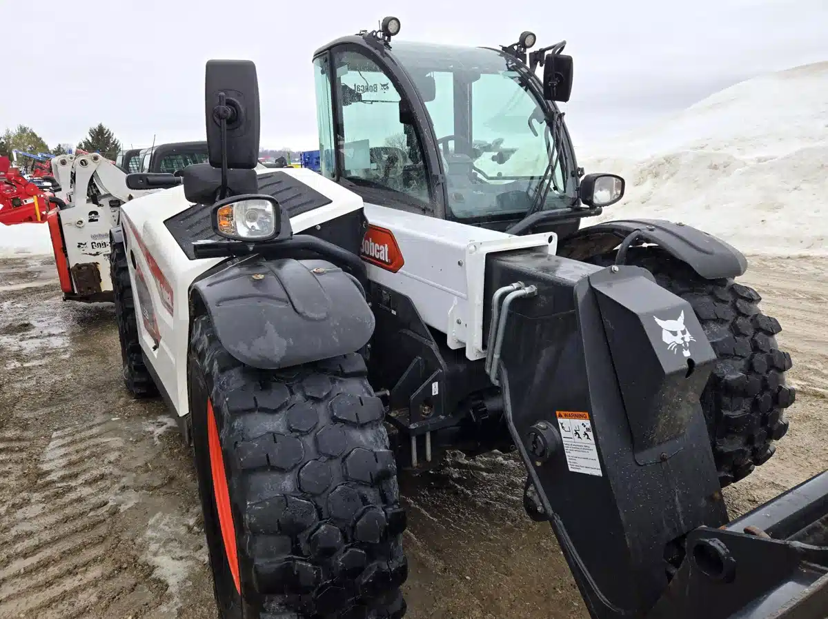 Gallery image 2 for Used 2023 Bobcat TL923 TeleHandler
