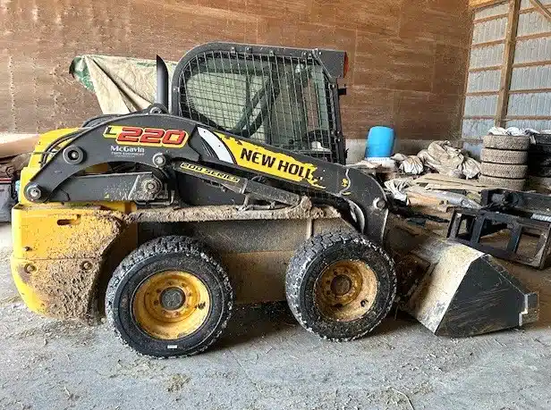 Gallery image 1 for Used 2017 New Holland L220 Skid Steer