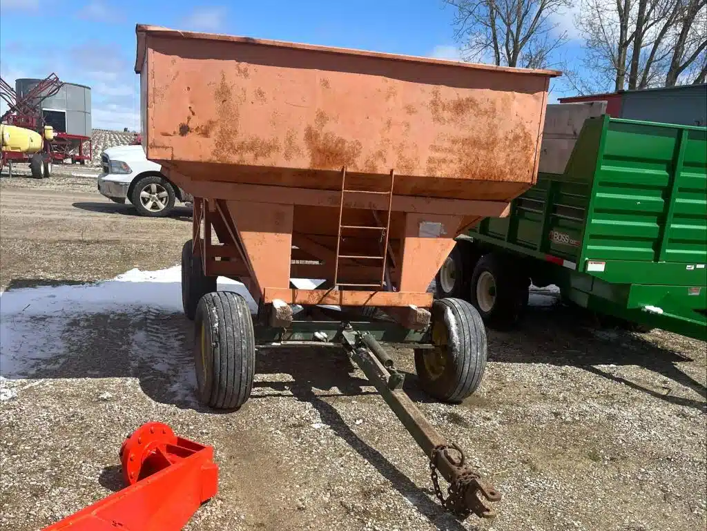 Gallery image 1 for Used Bruns Manufacturing 200 Gravity Box