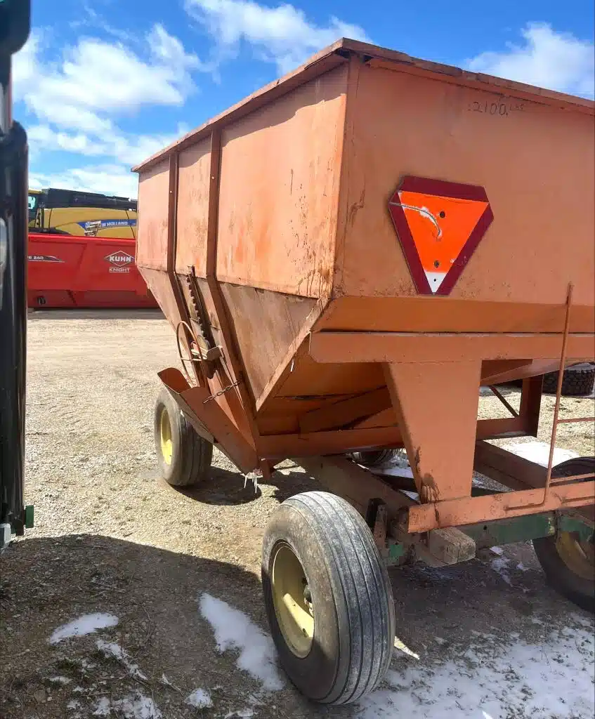 Gallery image 2 for Used Bruns Manufacturing 200 Gravity Box