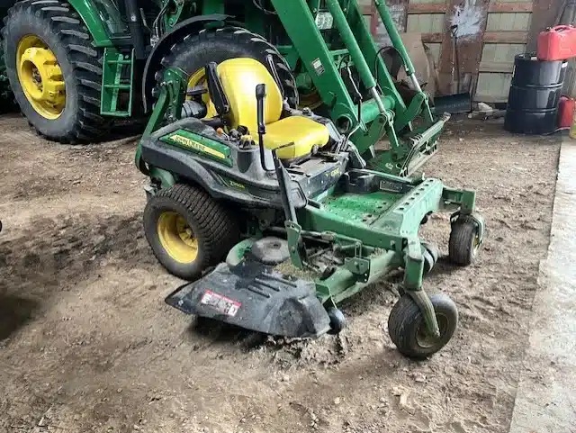 Gallery image 2 for Used 2018 John Deere Z960R Mower - Zero Turn