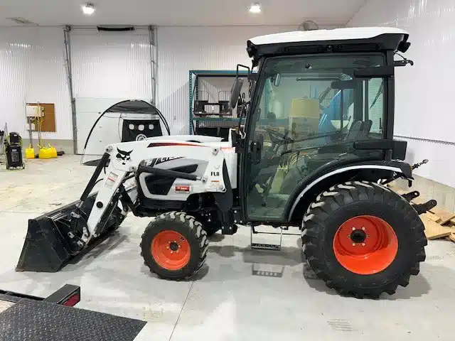 Gallery image 1 for Used 2021 Bobcat CT2535 Tractor Loader