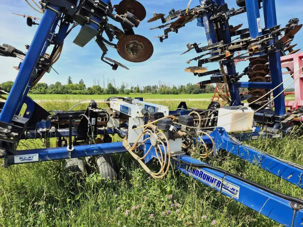 Gallery image 2 for Used 2013 Blu-Jet LandRunner 1730 Disc