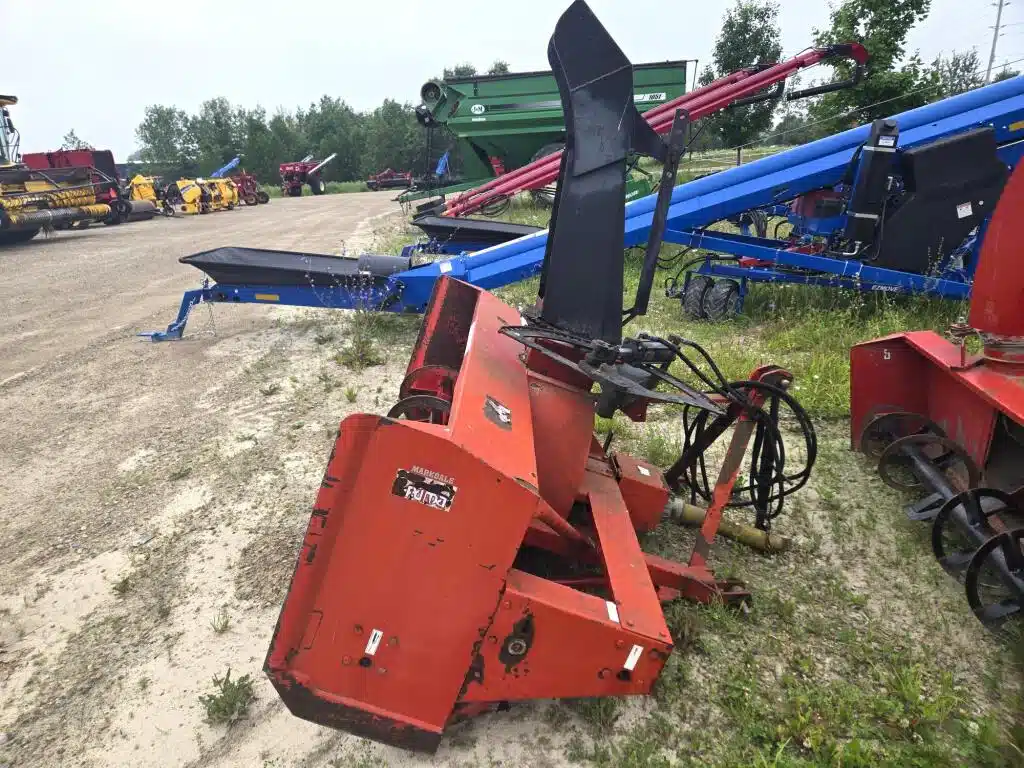 Gallery image 2 for Used Pronovost PUMA-84 Snow Blower