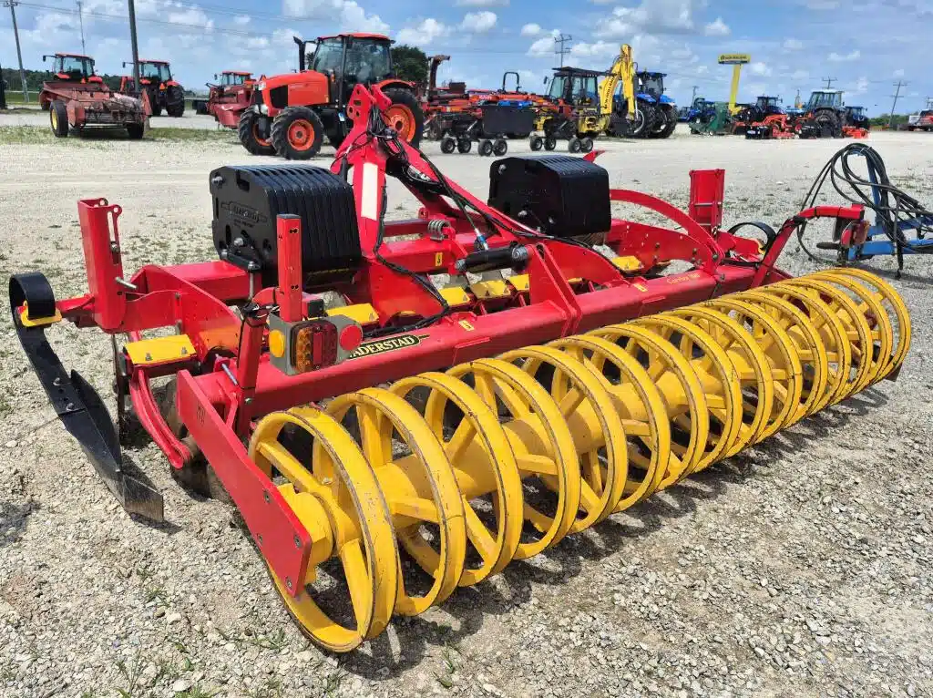 Gallery image 1 for Used 2021 Väderstad CARRIER CR300 Disc High Speed