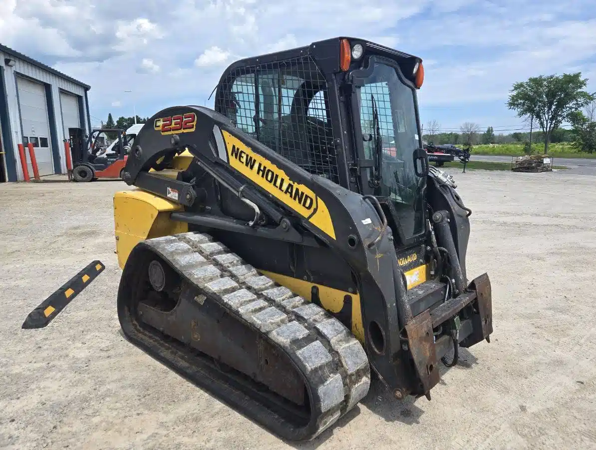 Gallery image 2 for Used 2011 New Holland C232 Track Loader