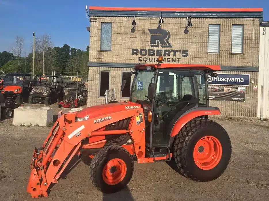 Gallery image 1 for Used 2022 Kubota L4760 Tractor Loader