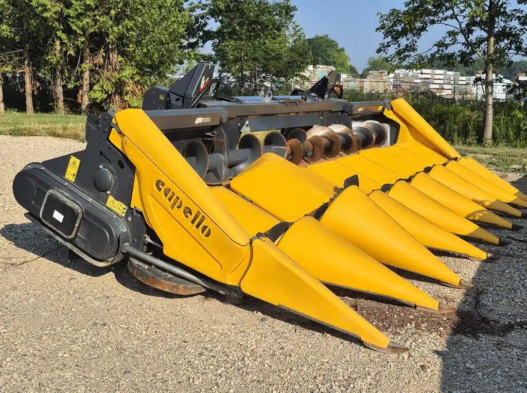 Gallery image 2 for Used 2016 Capello Quasar R8 Header - Row Crop