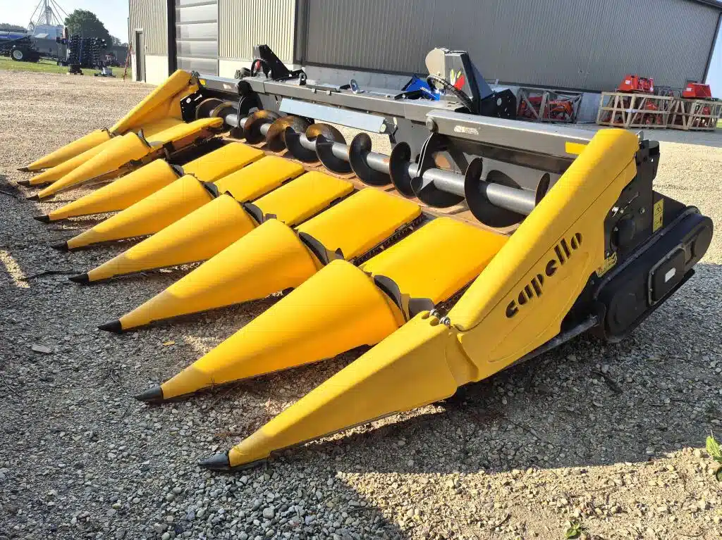 Gallery image 1 for Used 2016 Capello Quasar R8 Header - Row Crop