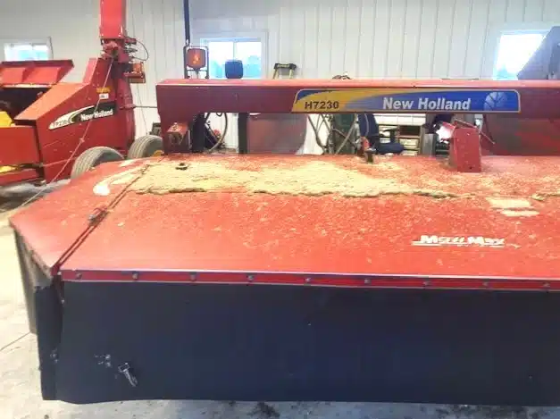 Gallery image 1 for 2013 New Holland H7230 Mower Conditioner