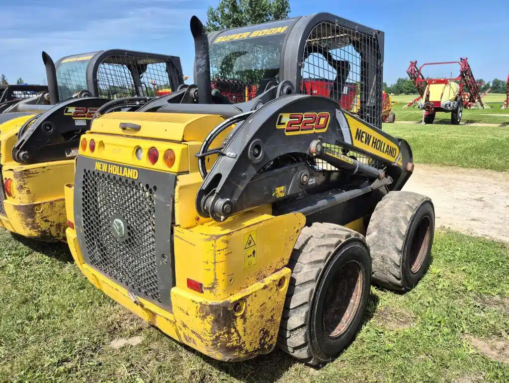 Gallery image 2 for Used 2018 New Holland L220 Skid Steer