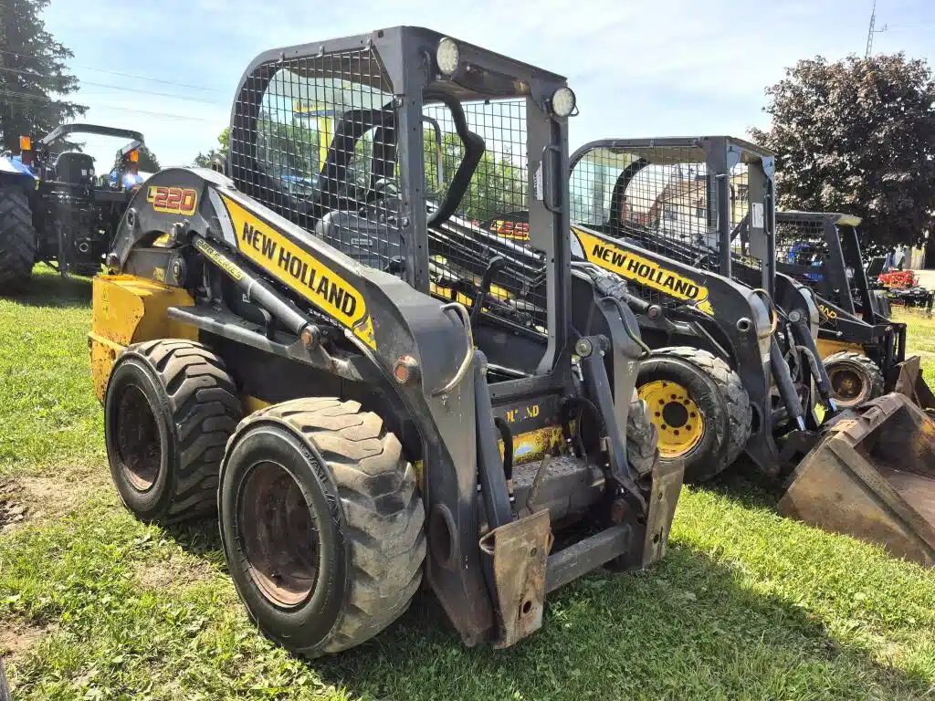 Gallery image 1 for Used 2018 New Holland L220 Skid Steer