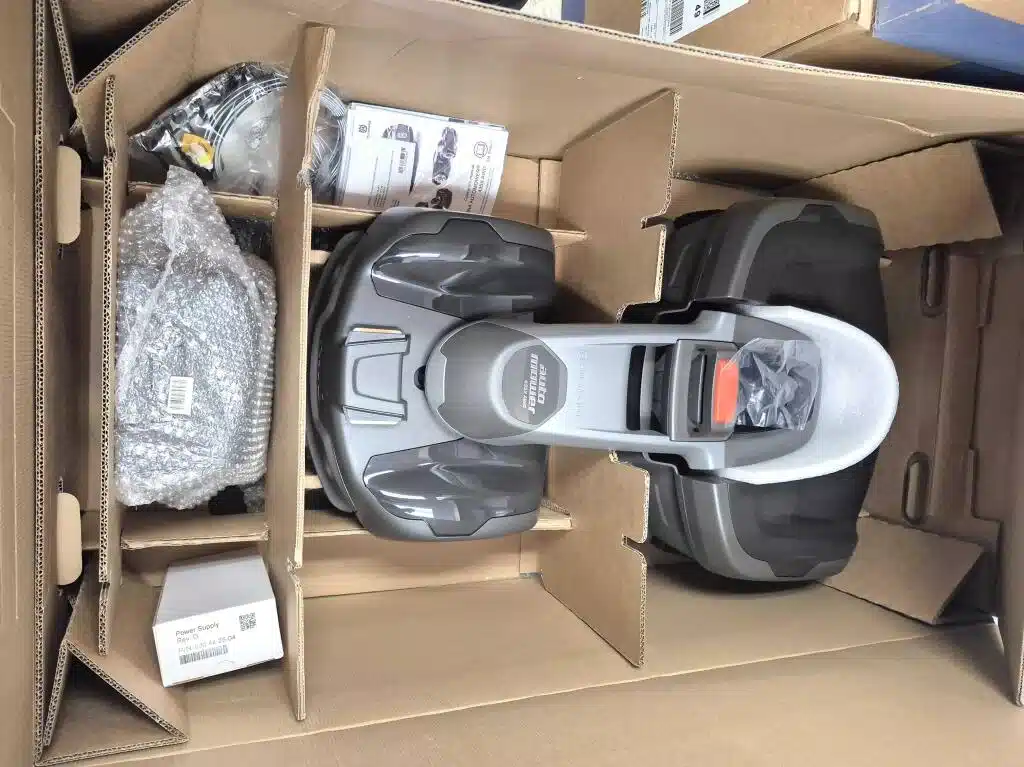 Gallery image 1 for 2024 Husqvarna Automower 435X AWD Miscellaneous