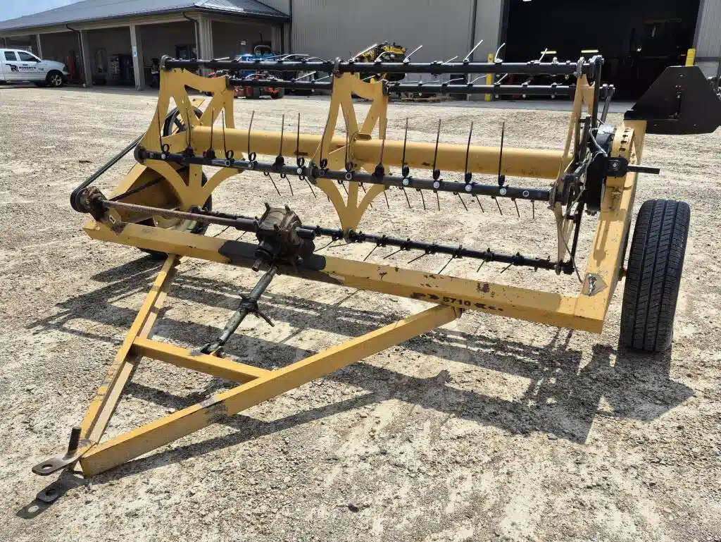 Used Bauman 5710 Tedder Rake