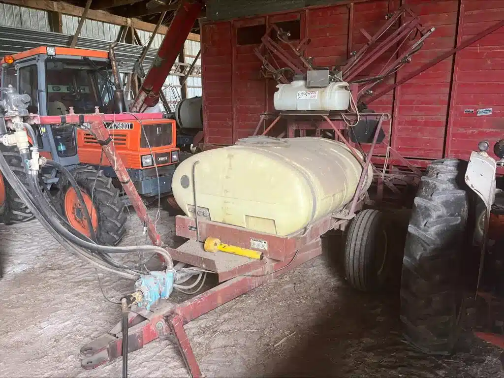 Gallery image 2 for Used Hardi TR300 Sprayer - Pull Type