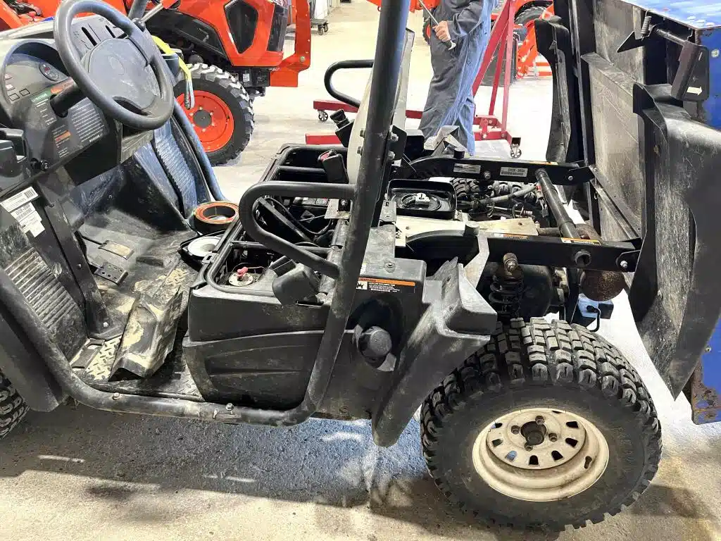 Gallery image 2 for Used New Holland RUSTLER 115 Utility Vehicle