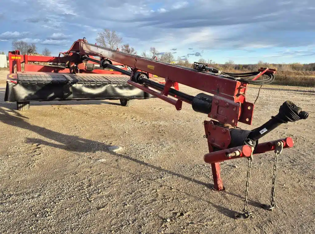 Gallery image 2 for Used 2021 New Holland 313 Disc Mower Conditioner