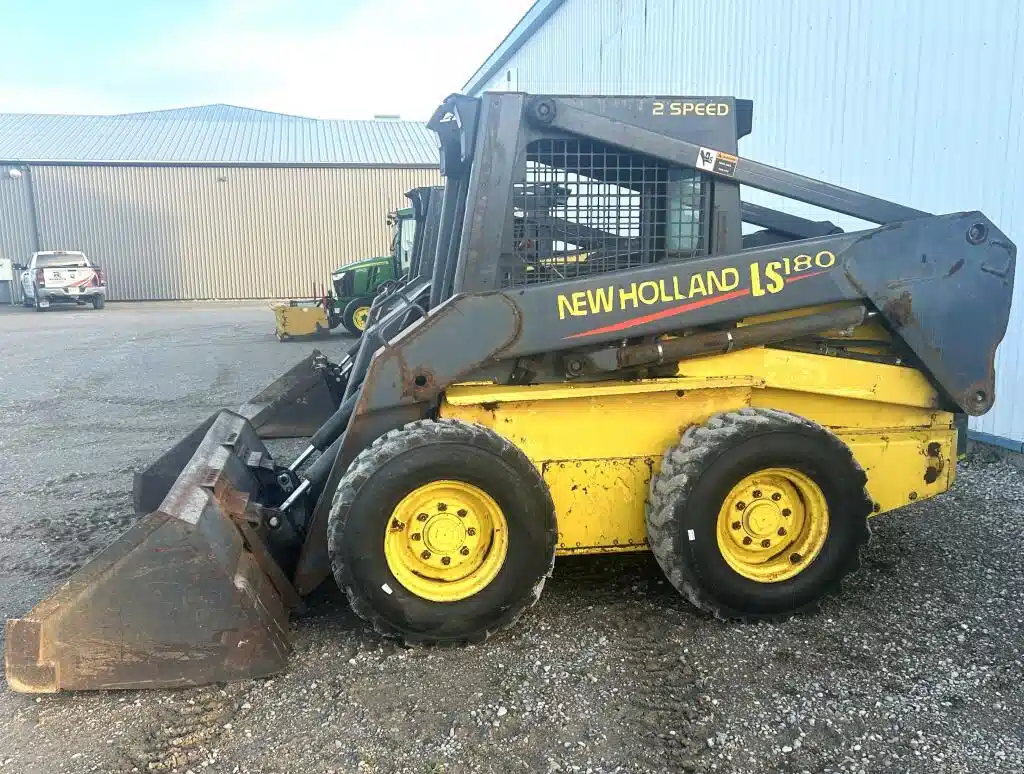 Used 2001 New Holland LS130 Skid Steer
