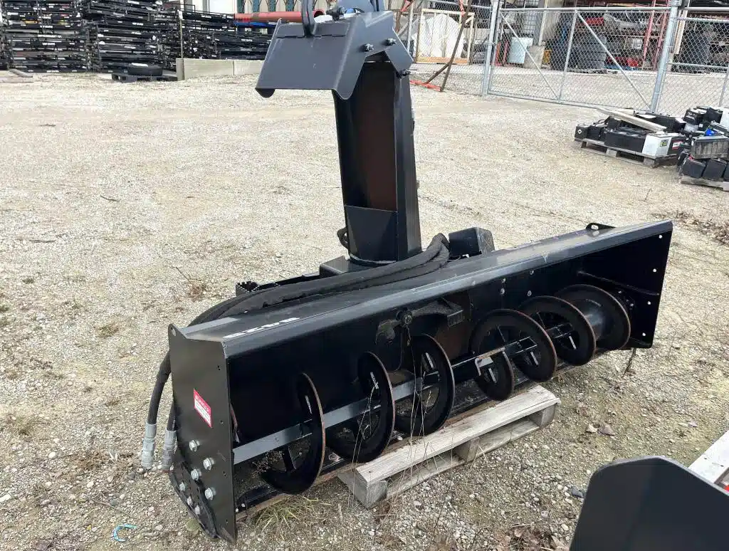 Used Farm King F1537 Snow Blower