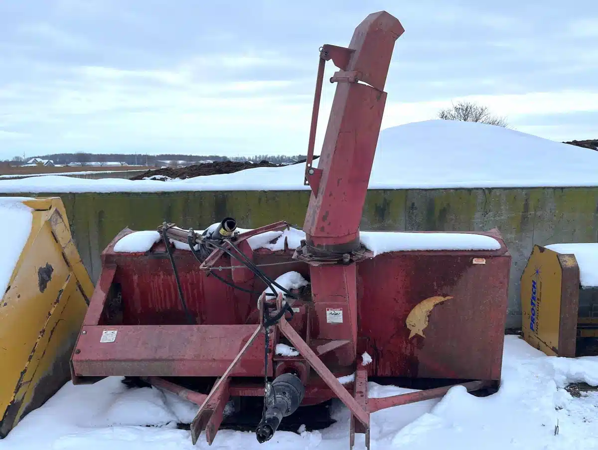 Gallery image 2 for Used MK Martin METEOR SB108D Snow Blower
