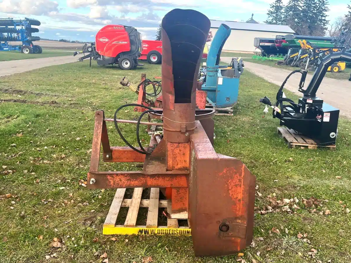 Gallery image 2 for Used North American 7FT Snow Blower