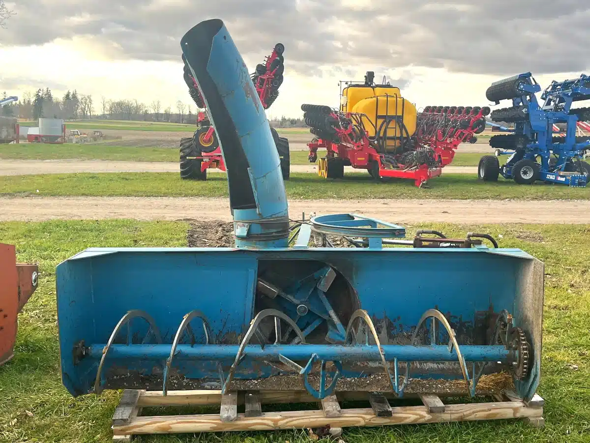 Used 2009 Lucknow S100 Snow Blower