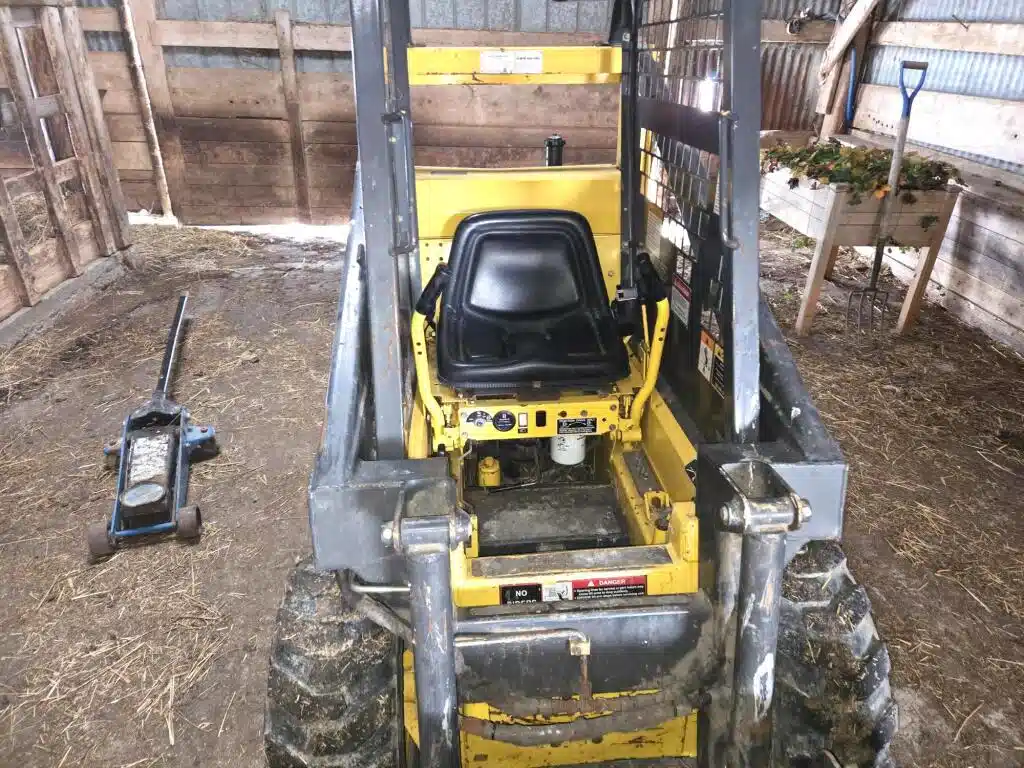 Gallery image 2 for Used 2007 New Holland L125 Skid Steer
