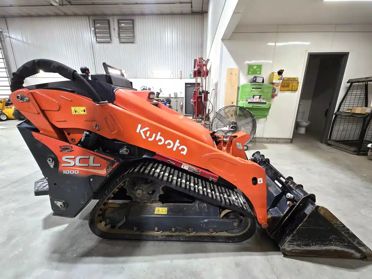 Gallery image 2 for Used 2024 Kubota SCL1000 Track Loader