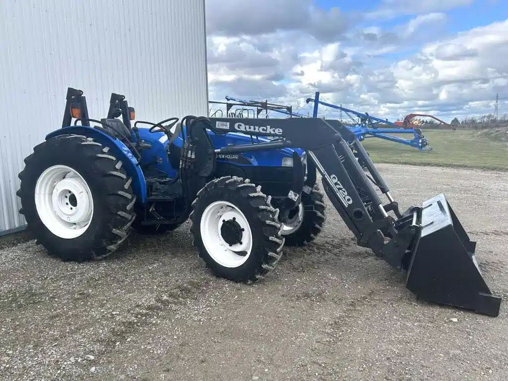 Gallery image 1 for Used 2001 New Holland TN75 Tractor Loader