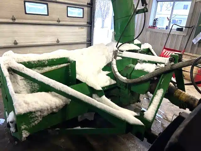 Gallery image 2 for Lucknow D85H Snow Blower