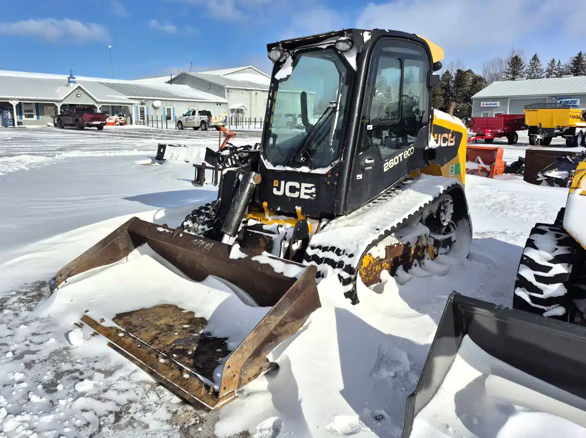 Gallery image 1 for 2011 JCB 260T Skid Steer