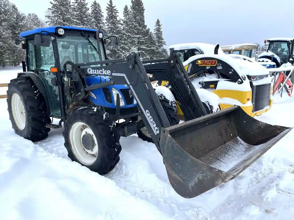 Gallery image 2 for 2004 New Holland TN75SA Tractor Loader
