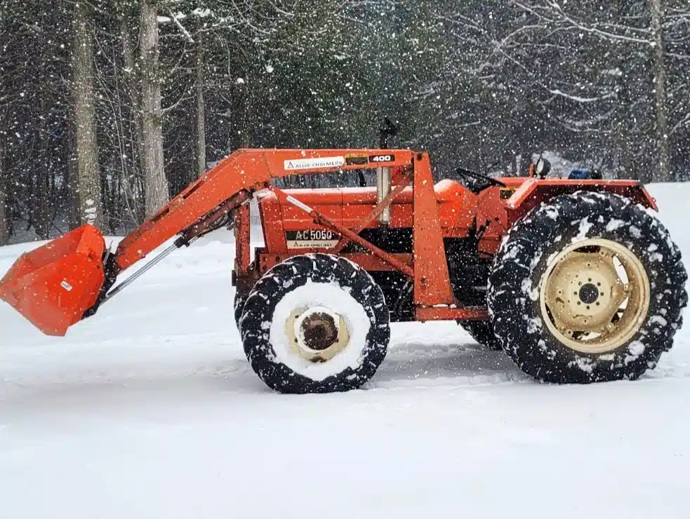 Gallery image 1 for Allis Chalmers 5050 Tractor