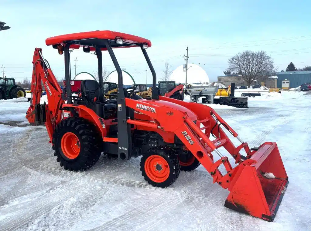 Gallery image 2 for 2018 Kubota B26 Backhoe