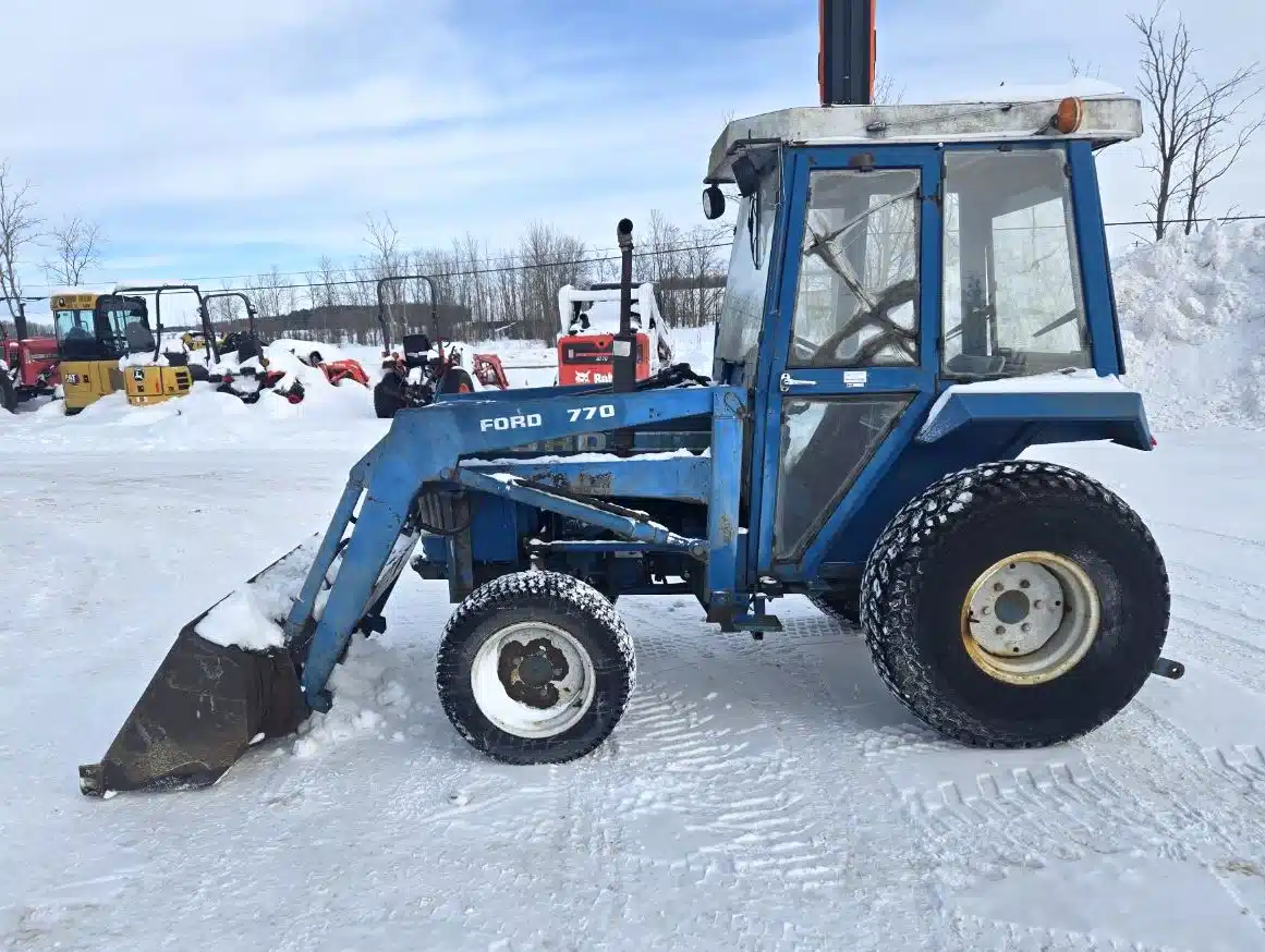 Ford 1710 Tractor Loader
