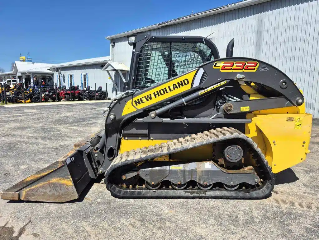 Gallery image 1 for 2018 New Holland C232 Track Loader