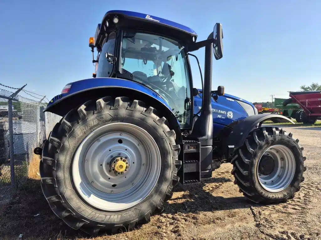 Photo de la Galerie 1 pour 2022 New Holland T6.180 Tracteur