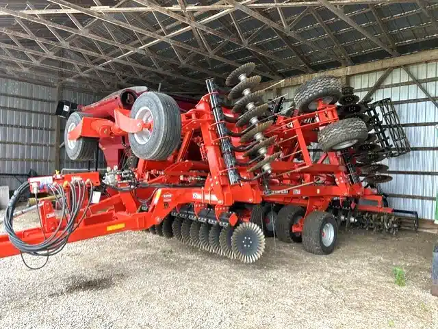 Gallery image 1 for 2025 Kuhn Krause Interceptor 8055-20 Disc High Speed