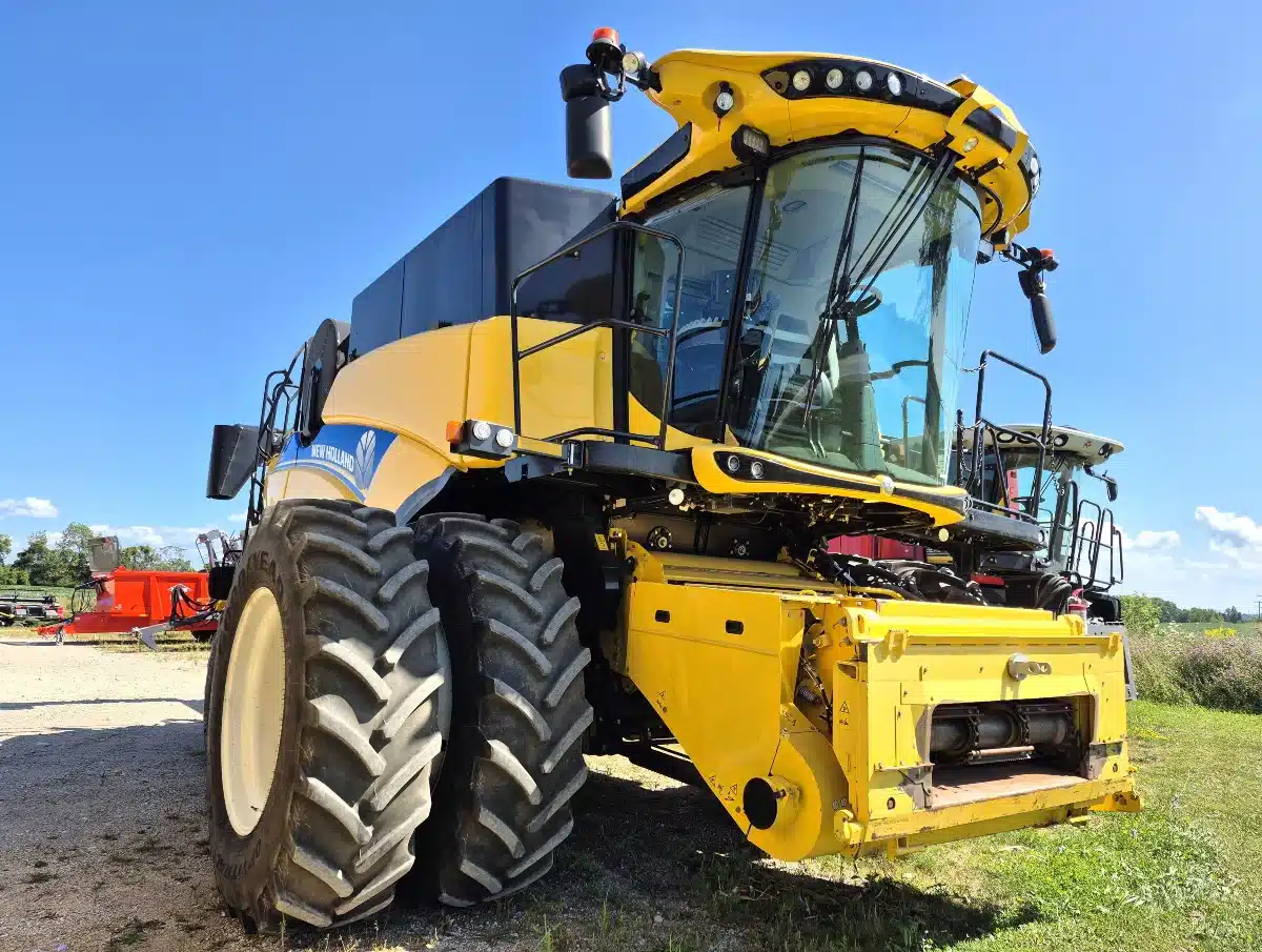 Photo de la Galerie 2 pour 2015 New Holland CR9.90 Batteuse