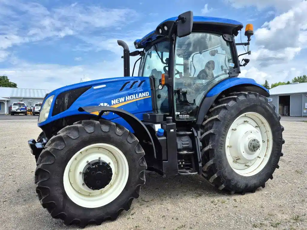 Gallery image 2 for 2019 New Holland T6.175 Tractor