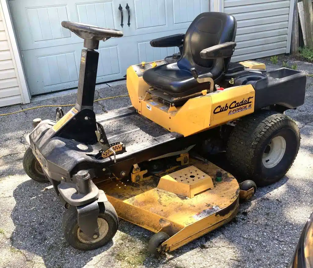 Gallery image 1 for Cub Cadet Z-FORCE S60 Mower - Zero Turn