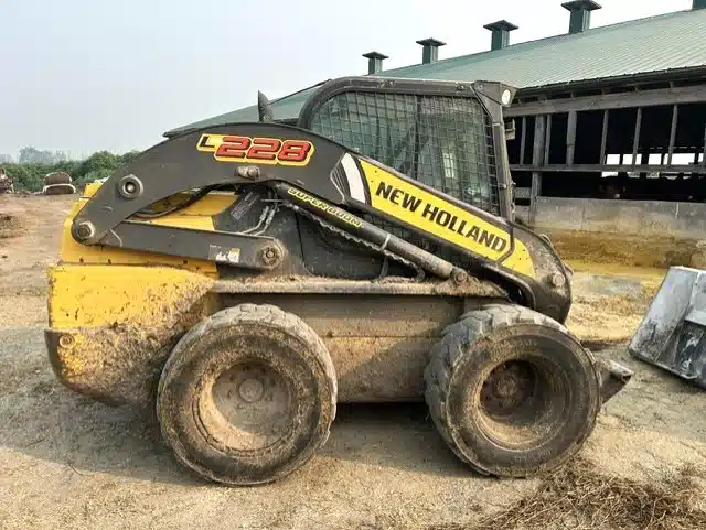Gallery image 1 for 2020 New Holland L228 Skid Steer