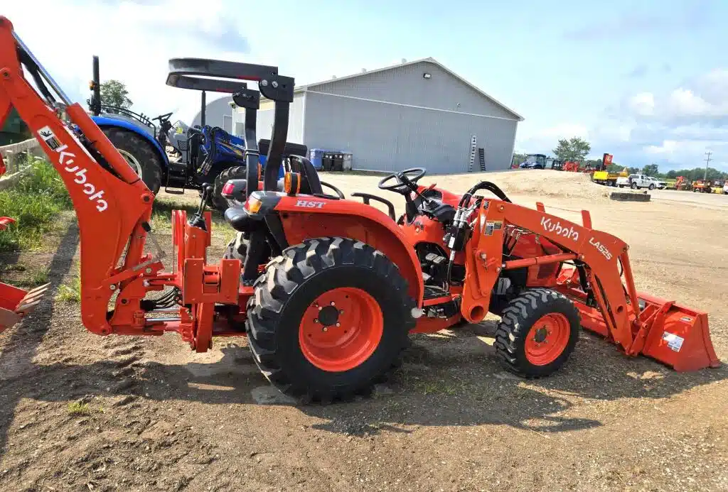 Gallery image 1 for 2021 Kubota L2501 HST Tractor