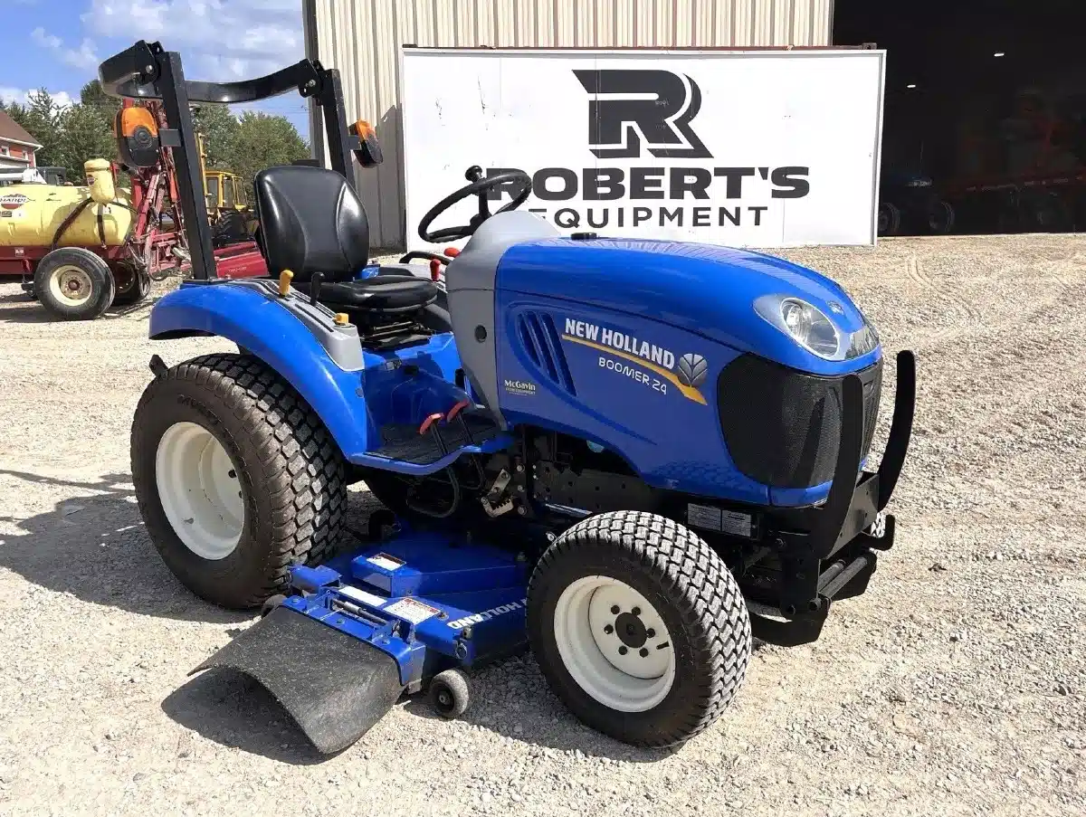 Gallery image 1 for 2017 New Holland BOOMER 24 Tractor