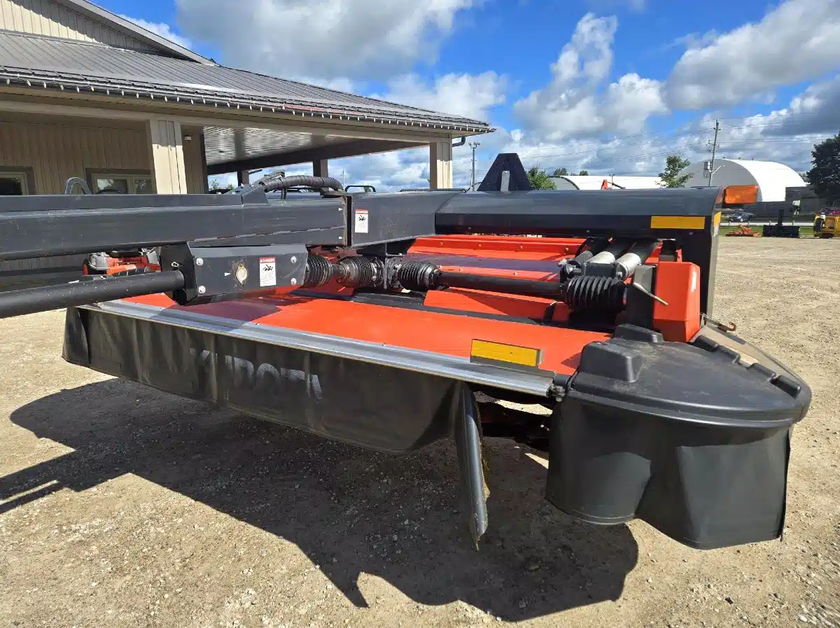 Gallery image 2 for 2021 Kubota DMC8536R Disc Mower Conditioner