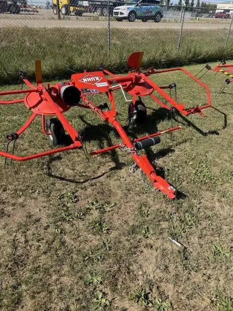 Gallery image 1 for New 2024 Kuhn GF 222T Tedder