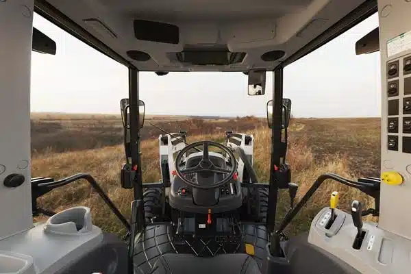 Gallery image 2 for New 2024 Bobcat UT6573 Tractor